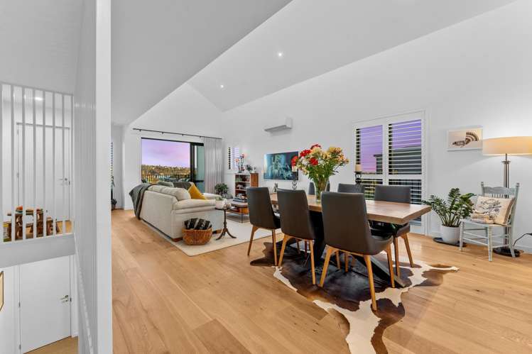 22 Catalina Bay Drive Hobsonville_10