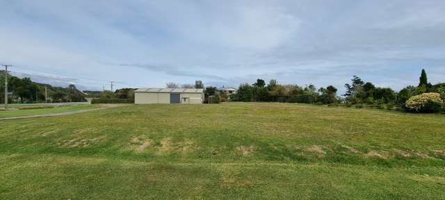 70 Golf Links Road Ruatapu_1