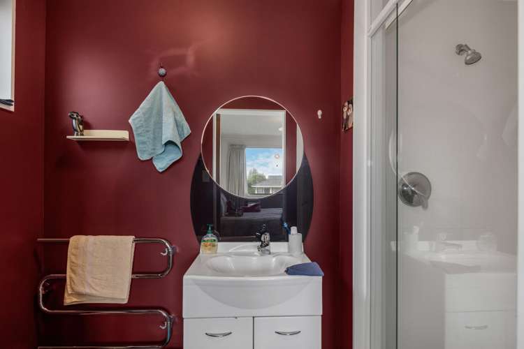 14 Brasenose Place Tawa_6