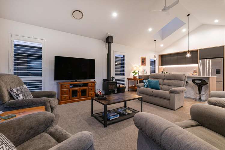 9 Doug Ledgerwood Drive Wanaka_3