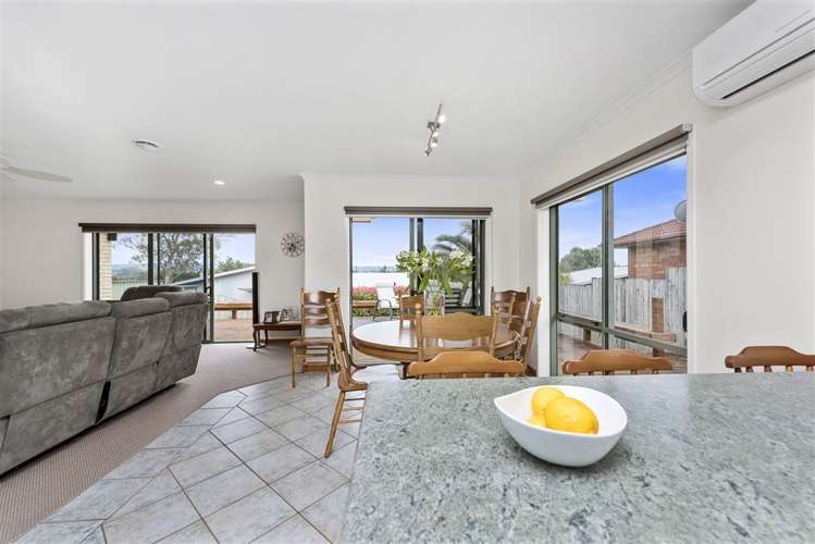 22 Brackenburn Drive Ohauiti_4