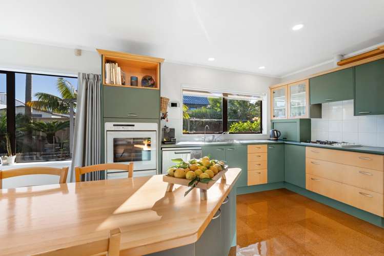 20 Butley Drive Farm Cove_8