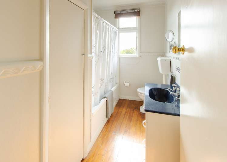 54 Earls Road Saint Clair_15