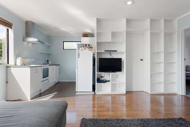 14A Church Road Pukete_4