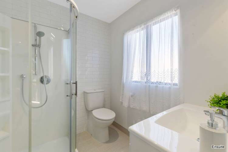 2/74 Simmental Crescent Somerville_8