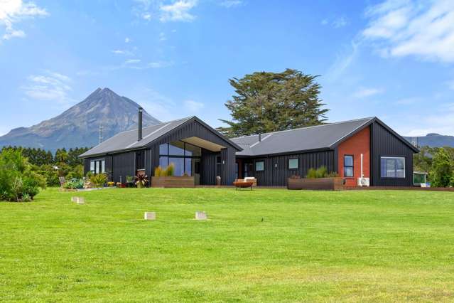 LAID BACK LIFESTYLE LIVING