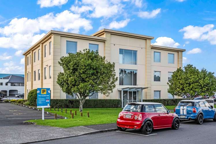 39 Paramount Drive Henderson_3