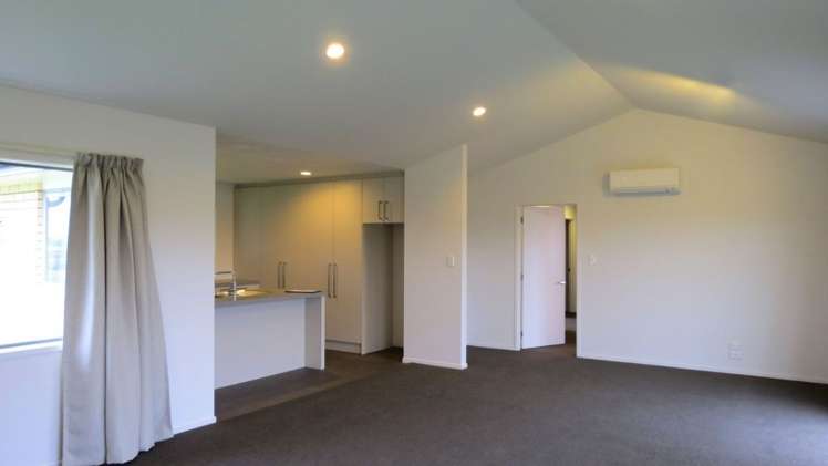 3 Farnborough Way Rolleston_5