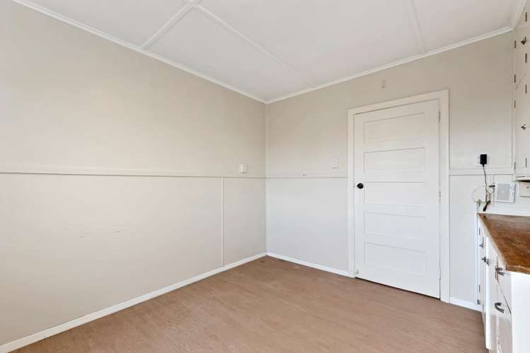 42 Pitcairn Crescent Bryndwr_10