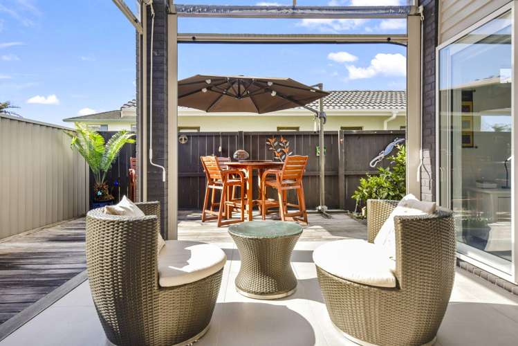 11 Laurie Street Red Beach_15