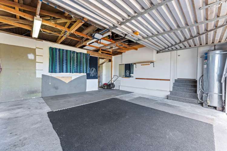 7 Beaubank Road Kelston_28