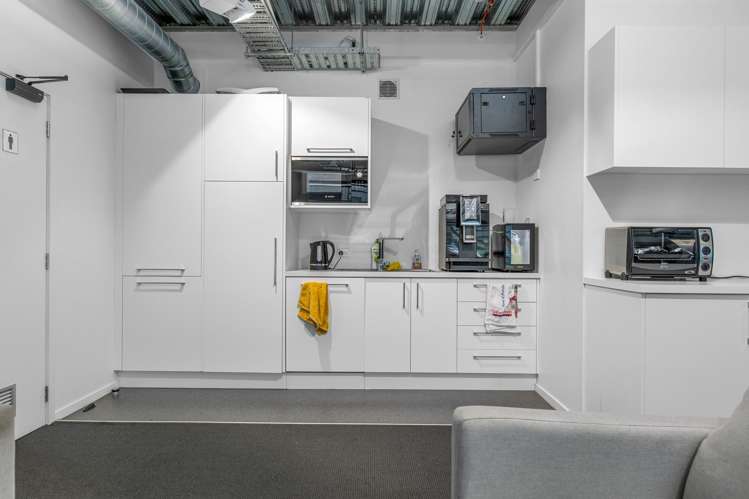 7/2 Distribution Lane Sockburn_11