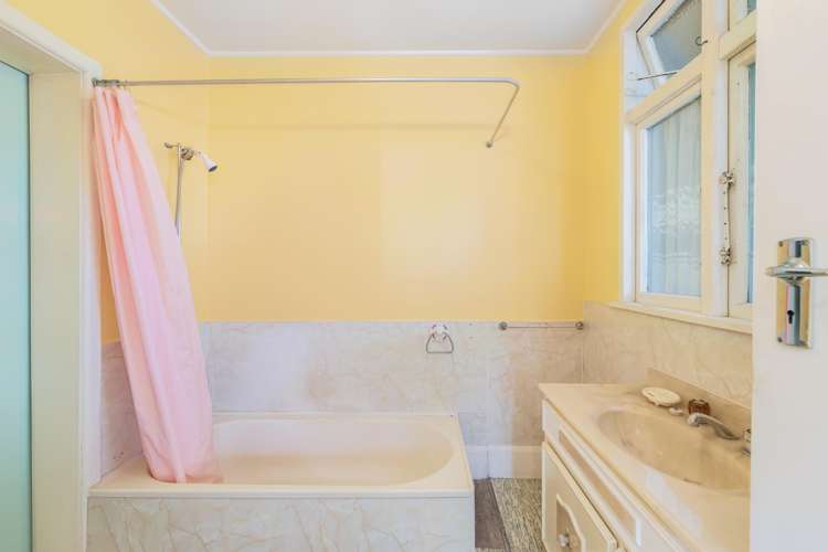 23 Ripon Street Lyttelton_13