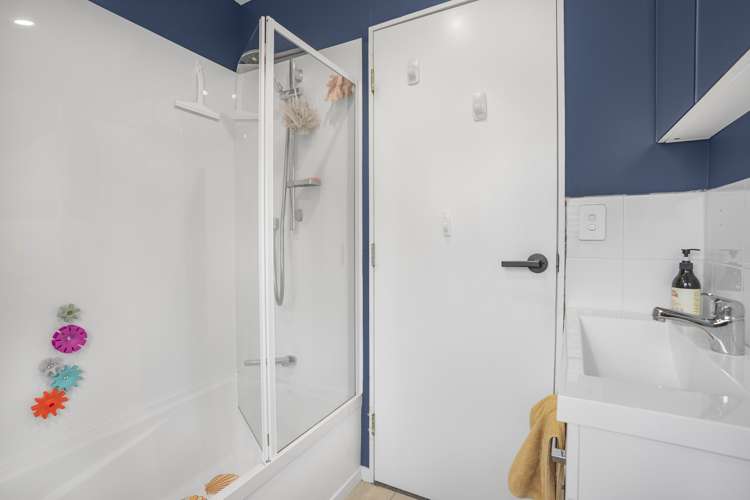 4/6 Richmond Street Petone_10