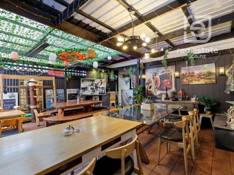 5 Oroua Street Eastbourne_8