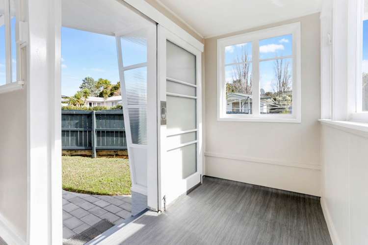 142 Lynwood Road New Lynn_19