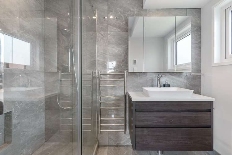 13 Kayeleen Place Cockle Bay_21