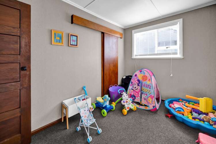 16 Hadfield Street Patea_14