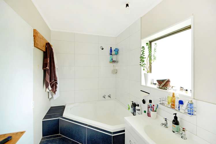 2/8 Esmonde Road Takapuna_12