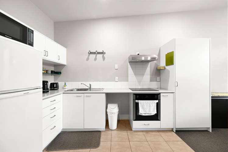 13/6 Ken Browne Drive Te Rapa_9