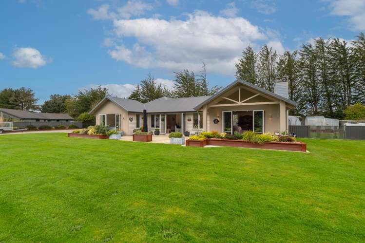 47 Matua Grove Otatara_18