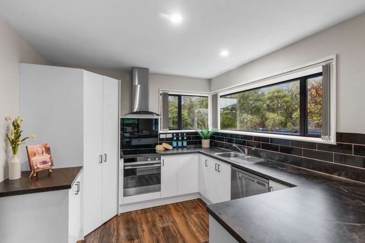 11 Kowhai Street Oxford_2