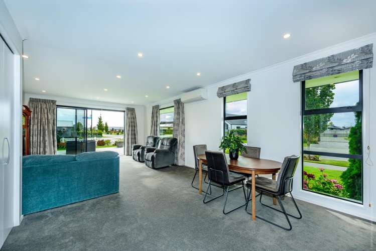 28 Veuve Drive Lincoln_4