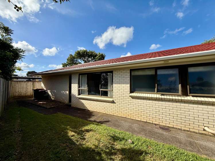 2 Isola Place Manukau_14