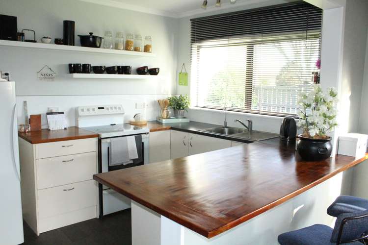 135 Great North Road Winton_8