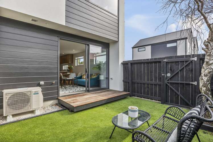 67C Royal Crescent Saint Kilda_15