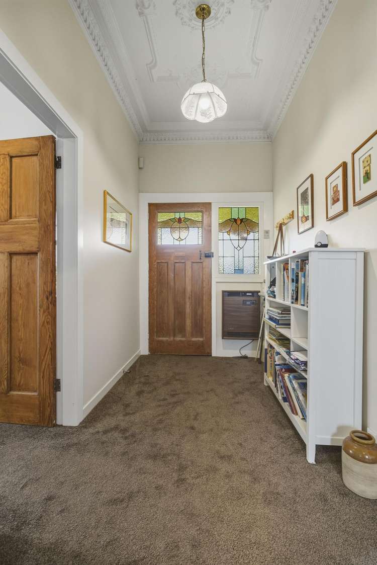 11 Hargest Crescent Saint Kilda_5