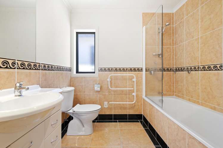 13/94 Huntington Drive East Tamaki_8