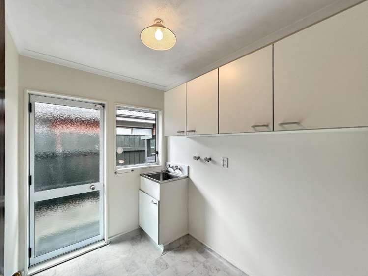 117 Amberley Avenue 10930_10