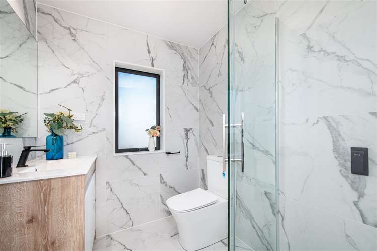 2/69 Wharf Road Te Atatu Peninsula_6