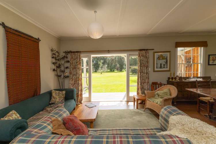 1522 Parewanui Road Bulls_33