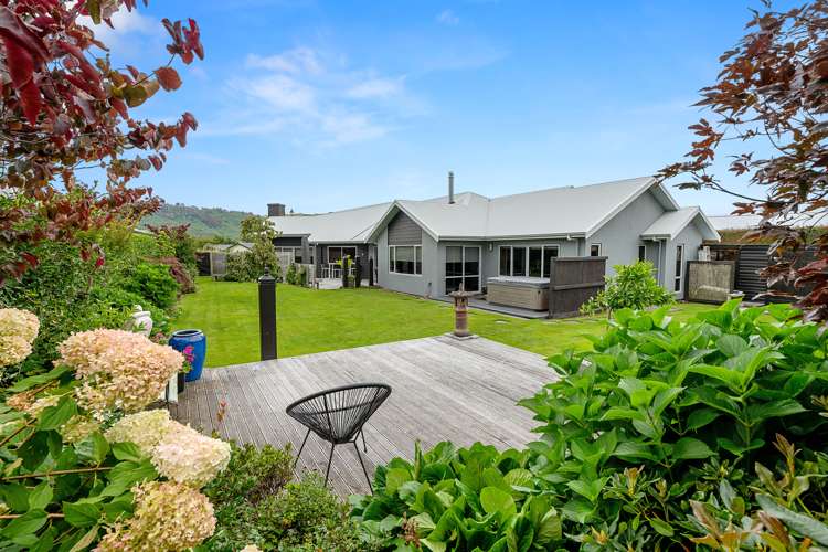 60 Montgomery Crescent_0