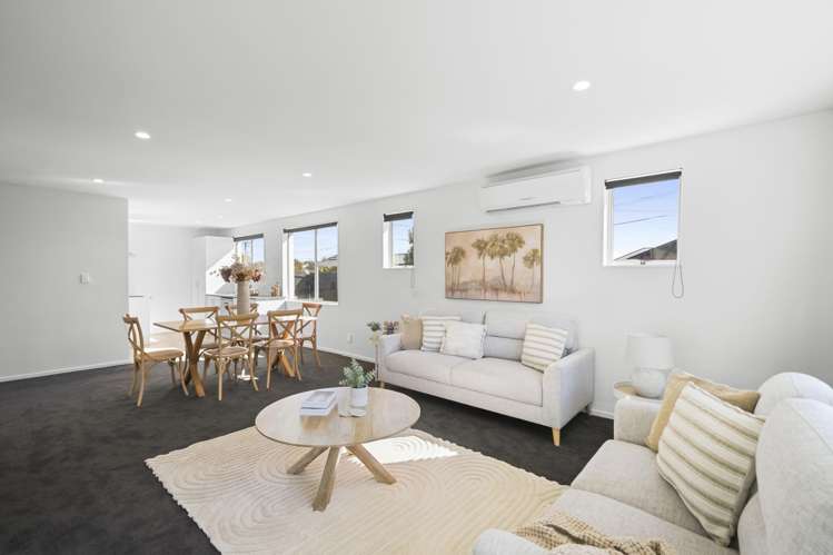 1/56 Matlock Street Woolston_4