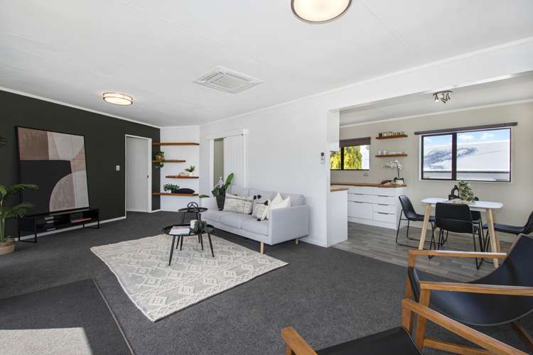 56 Raumati Crescent Onerahi_9