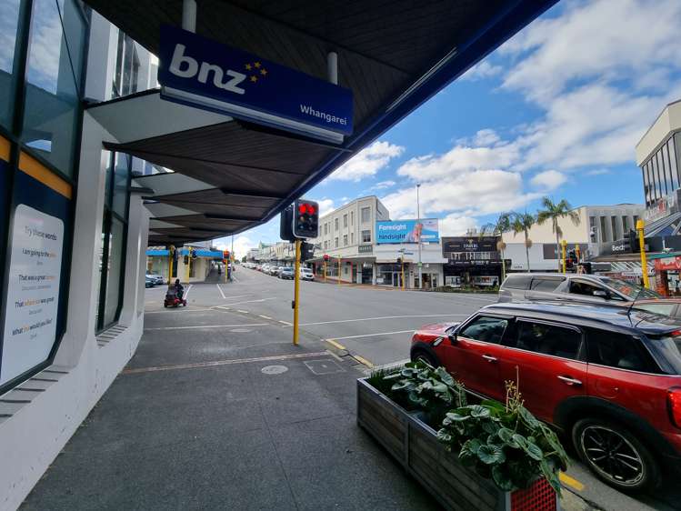 PU06/58 Bank Street Whangarei Central_12