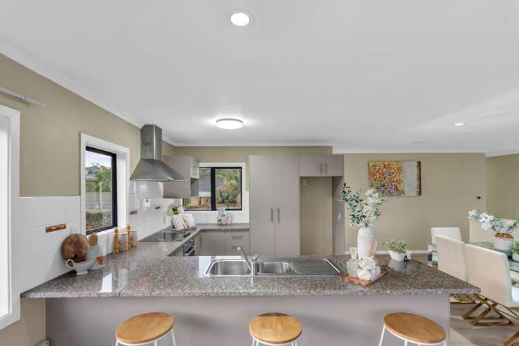 9 Makora Road Massey_6