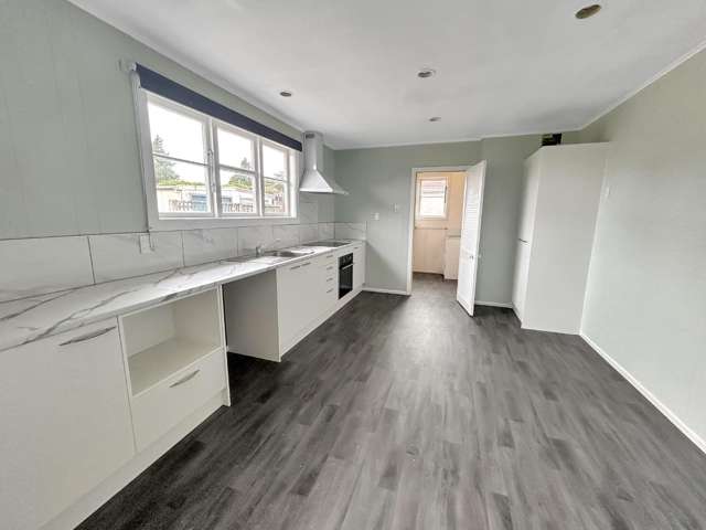 176 Balmoral Drive 11139_2