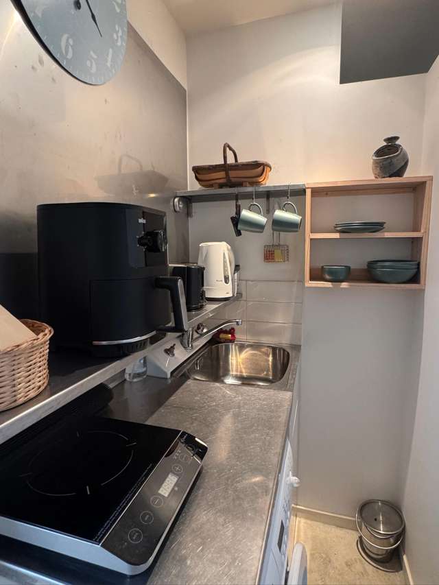 34 Victoria Road South Onetangi_4