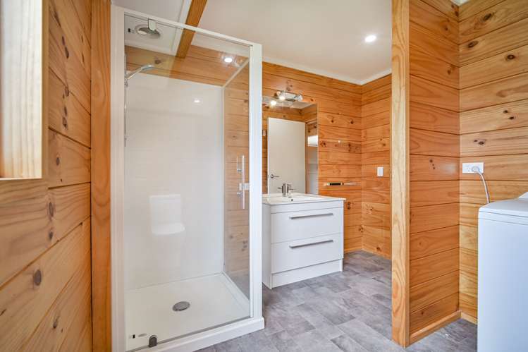 73 Ferry Road Clive_9