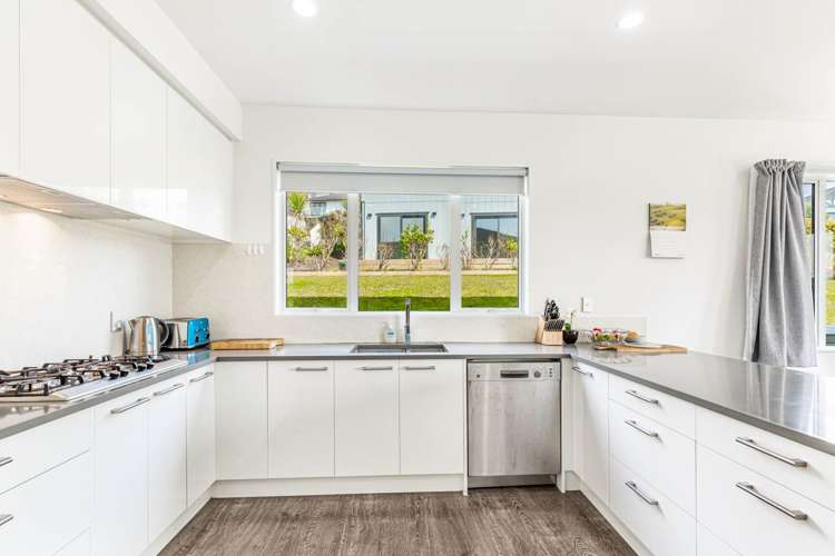 39 Bella Vista Drive Gulf Harbour_8