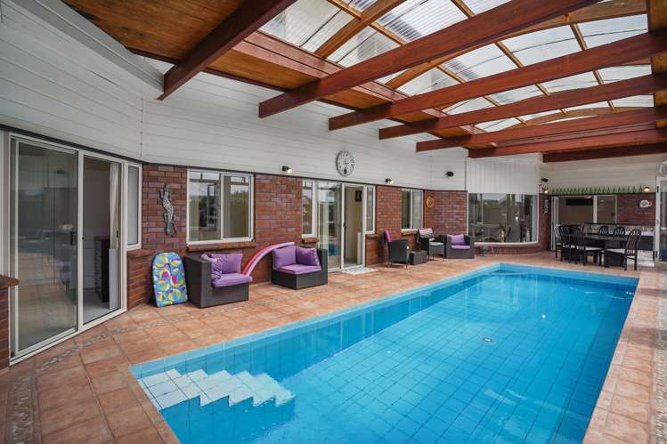 27 Beach Road Pahurehure_4