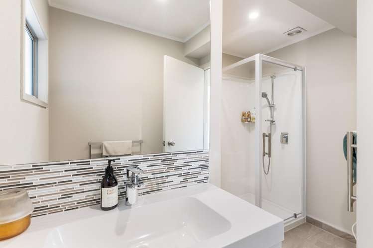 16C Sunnynook Road Sunnynook_17