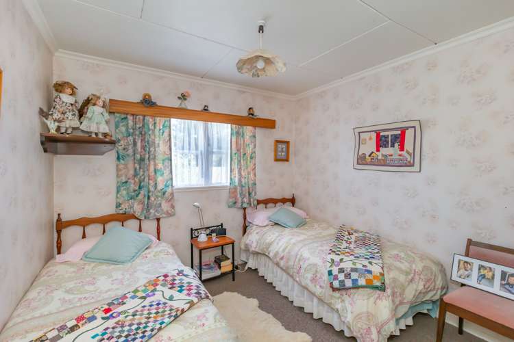 5 Ngatiawa Street Himatangi Beach_11