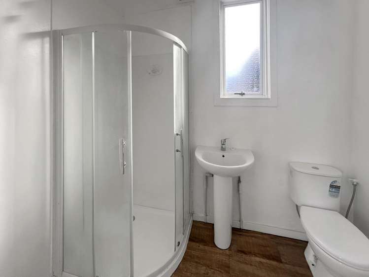 3/5 Gilmour Street 1208_7