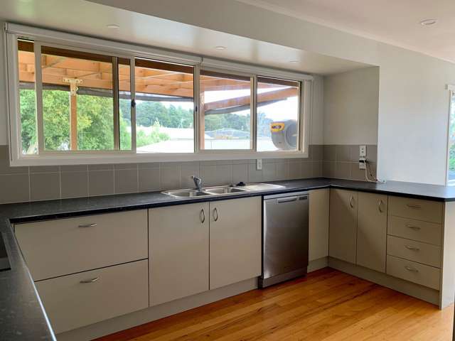 6 Kahurangi Place Hillpark_3