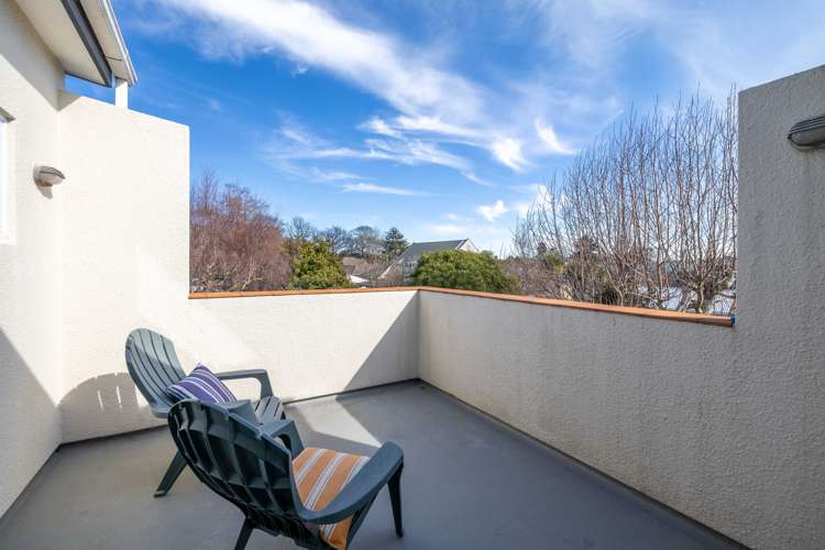 7 Sawtell Place Northcote_17